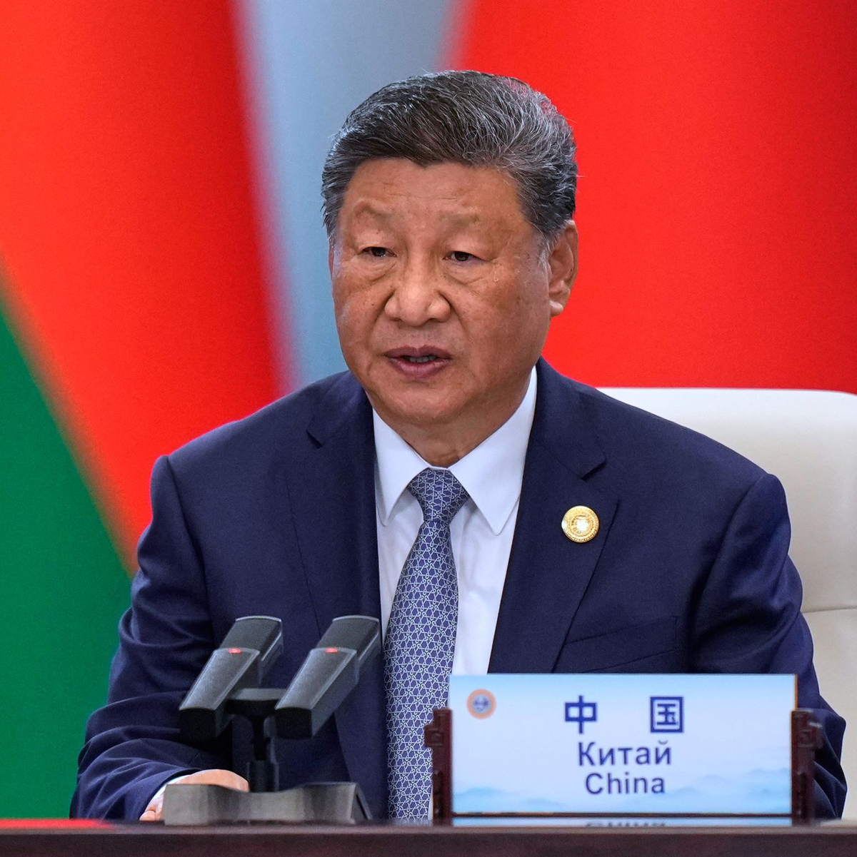 Chinas Präsident Xi will die SOZ mit dem Gipfel als Einheit gegen den Westen präsentieren.  - Foto: Suo Takekuma/Pool Kyodo News/AP/dpa