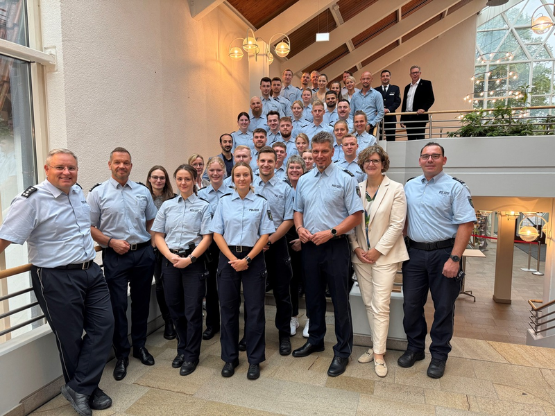 POL-SO: 28 neue Polizistinnen und Polizisten für die Kreispolizeibehörde Soest - Foto: presseportal.de