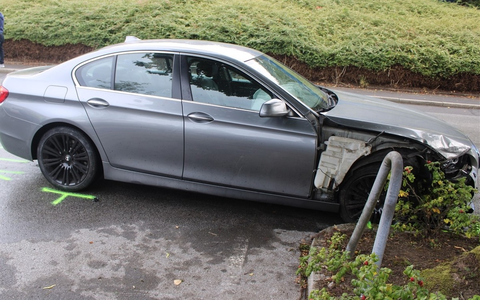 POL-RBK: Wermelskirchen - 17-JĂ€hriger ohne Fahrerlaubnis verunfallt mit nicht zugelassenem Pkw - Foto: presseportal.de POL-RBK: Wermelskirchen - 17-JĂ€hriger ohne Fahrerlaubnis verunfallt mit nicht zugelassenem Pkw - Foto: presseportal.de