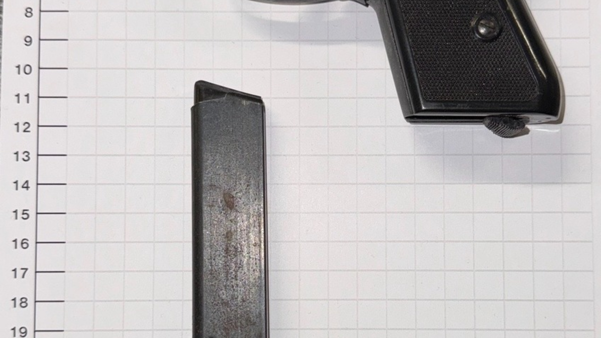 BPOL NRW: Bundespolizei findet Schreckschusswaffe am Gelsenkirchener Hauptbahnhof - Foto: presseportal.de