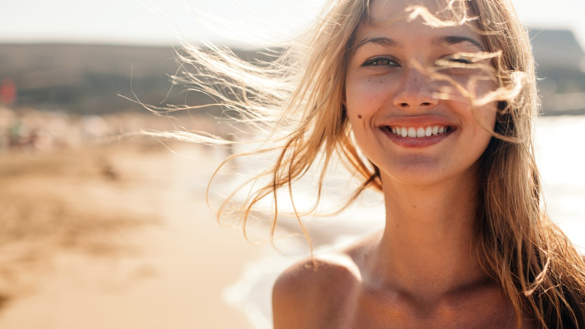 Bring deine Beauty-Routine auf das nächste Level: Haut- und Schönheitspflege von innen mit der innovativen Q4-Rezeptur und den Beauty-Essentials Biotin und Jod - Foto: presseportal.de