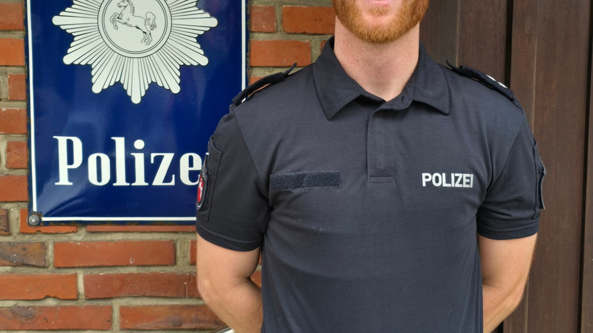 POL-STD: Polizeioberkommissar Jan-Niklas Witt neuer Leiter der Polizeistation Himmelpforten - Foto: presseportal.de