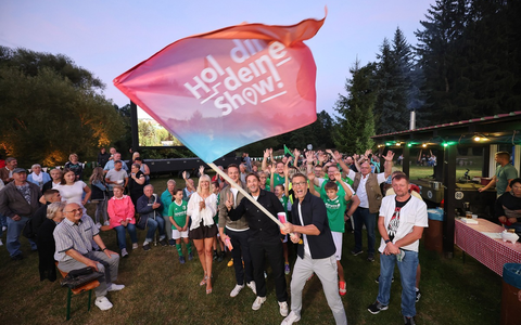 MDR begeistert mit „Hol dir deine Show!“ in Niederstriegis – Folgeausgabe im September kommt aus Nitschareuth in Thüringen - Foto: presseportal.de MDR begeistert mit „Hol dir deine Show!“ in Niederstriegis – Folgeausgabe im September kommt aus Nitschareuth in Thüringen - Foto: presseportal.de