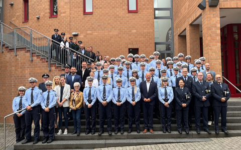 POL-REK: 250901-1: Über 50 neue Polizistinnen und Polizisten für den Rhein-Erft-Kreis - Foto: presseportal.de