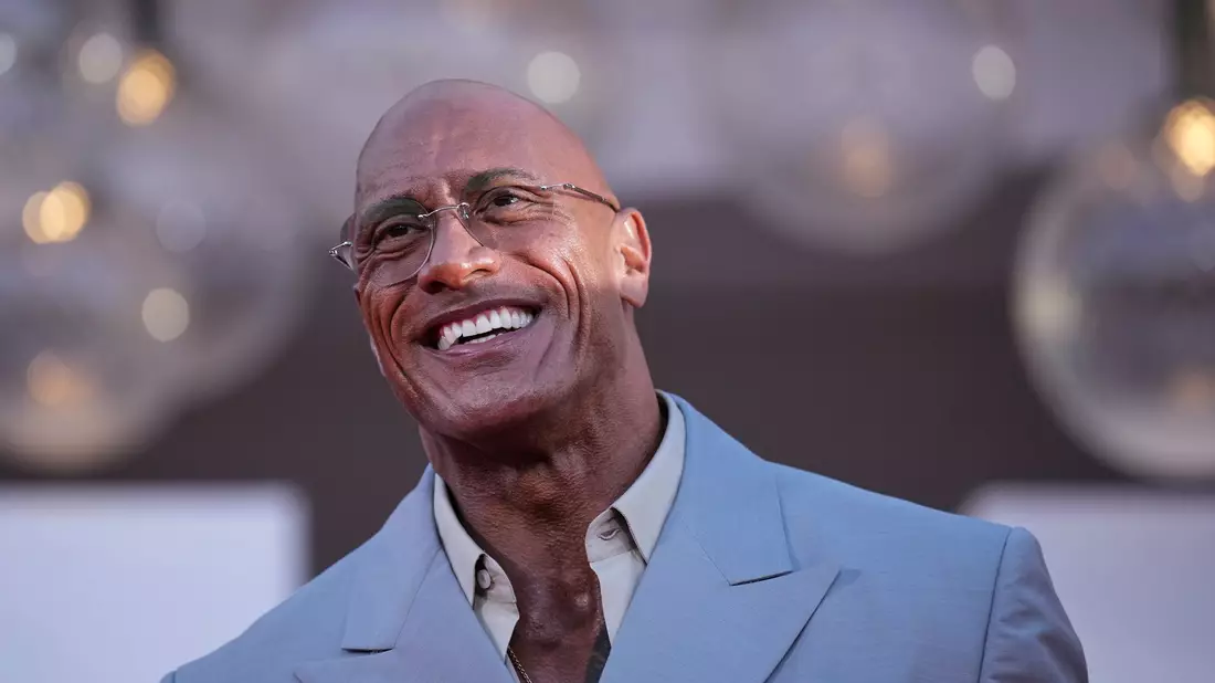 Johnson vor der Premiere von «The Smashing Machine».  - Bild: Alessandra Tarantino/Invision/AP/dpa