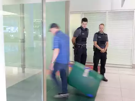 HZA-M: Reisetipps vom Zoll - So bleibt die Rückkehr aus dem Urlaub stressfrei - Foto: presseportal.de