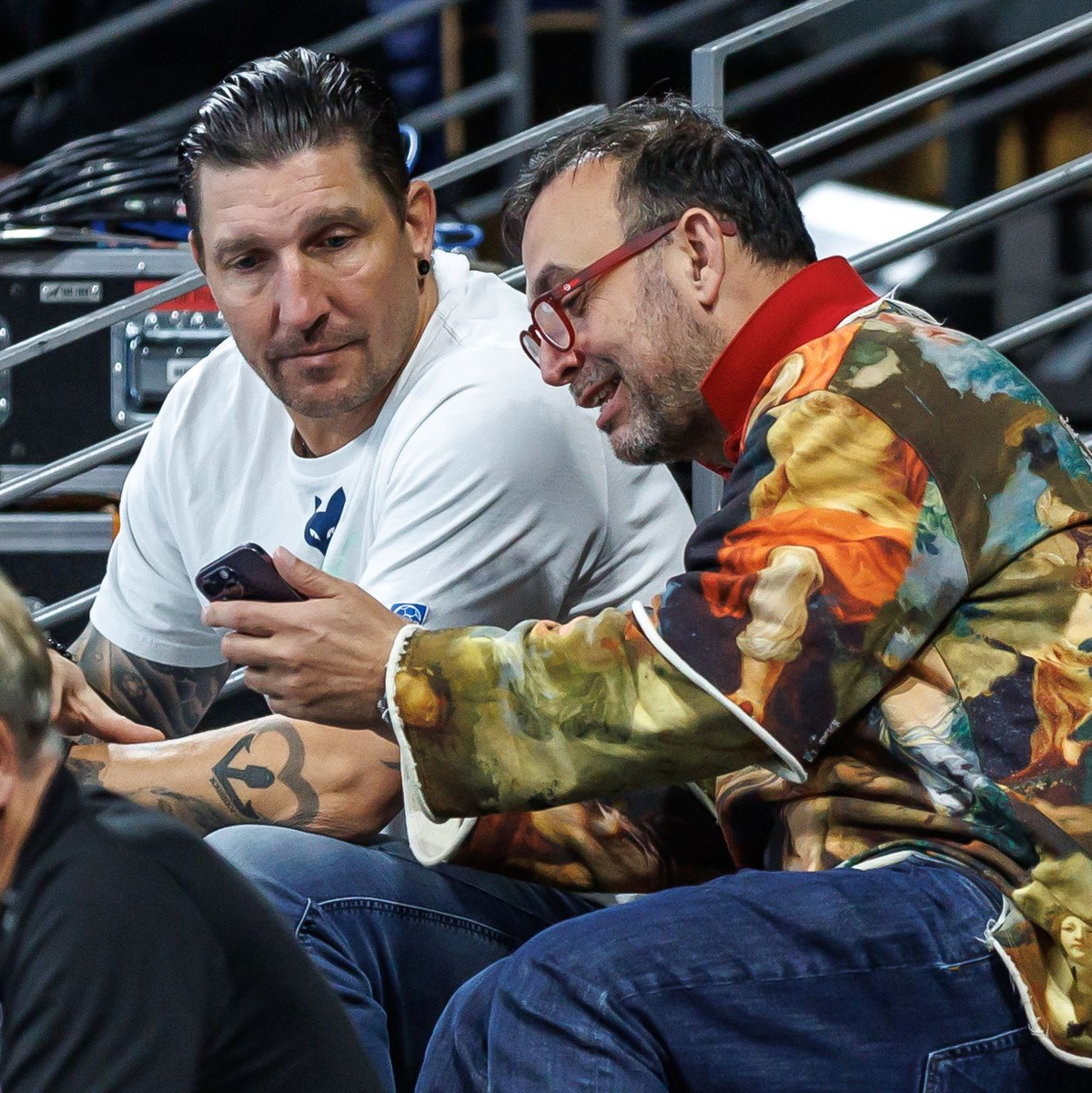 Ihre Beziehung war mal besser: Stefan Kretzschmar (l) und Bob Hanning. (Archivbild) - Foto: Andreas Gora/dpa
