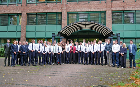 POL-HA: Polizei Hagen begrüßt 27 neue Polizistinnen und Polizisten und zwei Regierungsinspektorinnen - Foto: presseportal.de POL-HA: Polizei Hagen begrüßt 27 neue Polizistinnen und Polizisten und zwei Regierungsinspektorinnen - Foto: presseportal.de