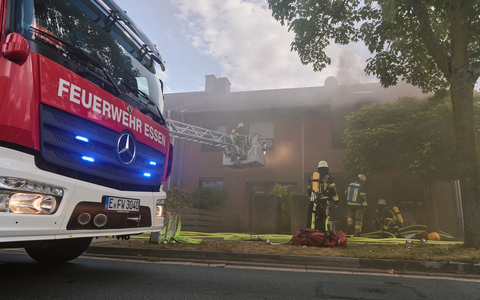 FW-E: Ausgedehnter Kellerbrand in einem Einfamilienhaus - Foto: presseportal.de