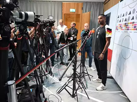Serge Gnabry sieht der WM mit Optimismus entgegen.  - Foto: Federico Gambarini/dpa