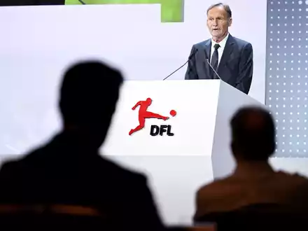 Hans-Joachim Watzke wurde bei der DFL wiedergewählt. - Foto: Britta Pedersen/dpa