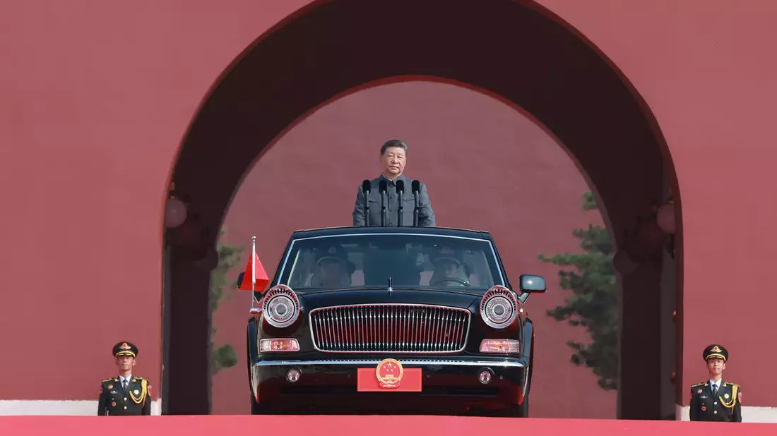 Xi hatte vor der Waffenschau in Peking friedliche Absichten seiner Armee betont.  - Bild: Wang Ye/XinHua/AP/dpa