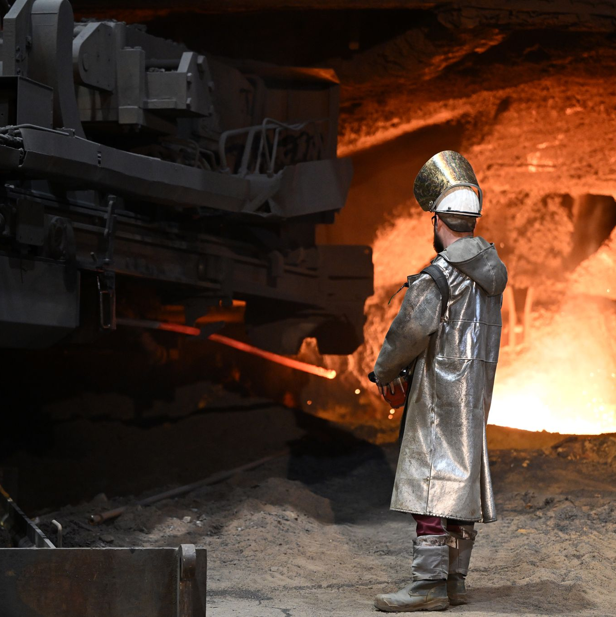 Energieintensive Industrien wie die Stahlbranche sind unter Druck. - Foto: Federico Gambarini/dpa