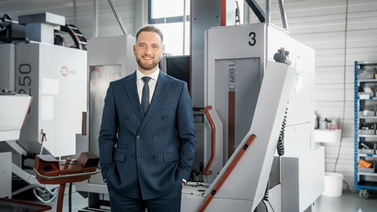 Millionenaufträge durch Wachstumsbranchen: Wie sich Industriebetriebe durch das Entscheider-Vertriebs-System in wachsenden Märkten positionieren - Foto: presseportal.de