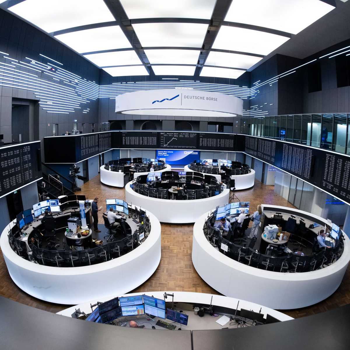 Handelssaal der Frankfurter Börse: In Europa gibt es unzählige Börsenplätze, der Kapitalmarkt ist zersplittert (Archivbild) - Foto: Boris Roessler/dpa