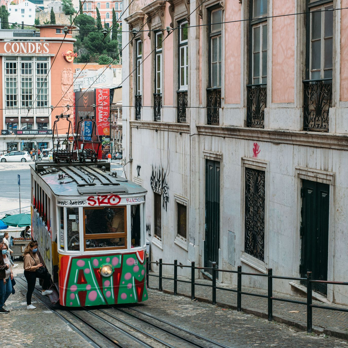  Der «Elevador da Gloria» ist eine von drei Stadtseilbahnen in Lissabon. (Archivfoto) - Foto: Ágata Xavier/dpa