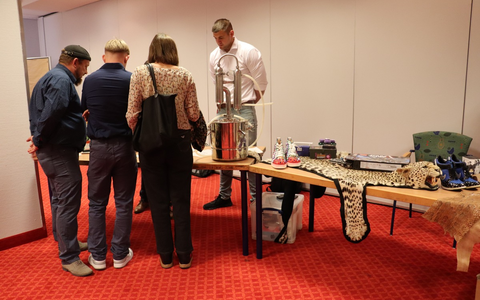 HZA-BS: Feierliche Vereidigung der Berufseinsteiger beim Hauptzollamt Braunschweig / Jetzt Karriere beim Zoll starten - Foto: presseportal.de HZA-BS: Feierliche Vereidigung der Berufseinsteiger beim Hauptzollamt Braunschweig / Jetzt Karriere beim Zoll starten - Foto: presseportal.de