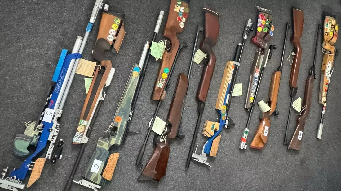 POL-UN: Kamen - Umfangreiche Cannabis-Plantage und mehrere Schusswaffen bei Deutschem entdeckt und sichergestellt - Bild: presseportal.de