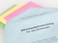 Der Tod von Kommunalwahlkandidaten der AfD nährt Spekulationen im Internet. (Symbolbild) - Foto: Friso Gentsch/dpa