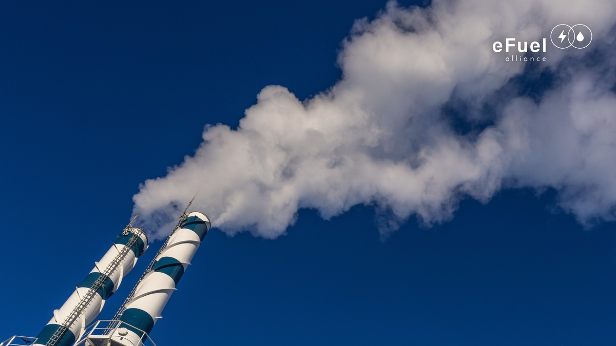 36 Mrd. Liter mehr eFuels - Neue Studie identifiziert Potential unvermeidbarer industrieller CO2-Punktquellen für eFuel-Produktion in Europa - Foto: presseportal.de