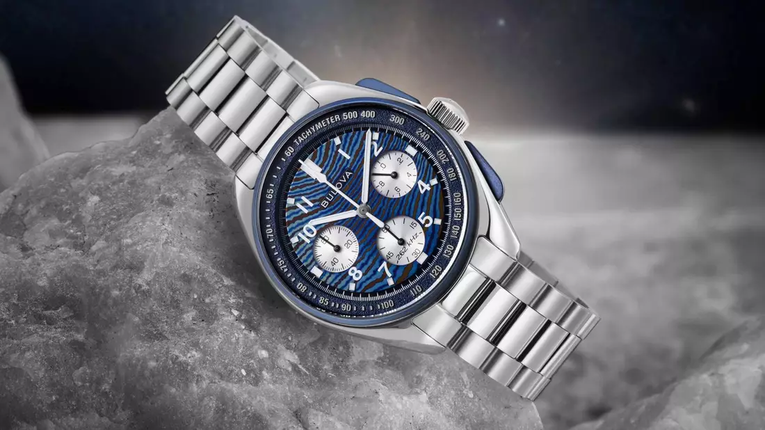 Limited Edition zum 150-jährigen Jubiläum: BULOVA Lunar Pilot Chronograph mit Timascus-Zifferblatt in Kooperation mit Pop-Artist Thiago Rosinhole - Bild: presseportal.de