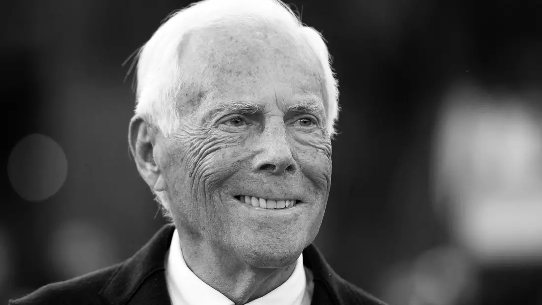 Der italienische Modedesigner Giorgio Armani ist im Alter von 91 Jahren gestorben. (Archivbild) - Bild: Claudio Onorati/ANSA/dpa