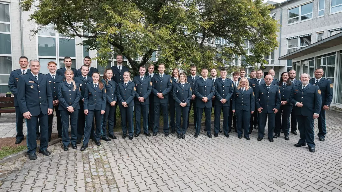 POL-MFR: (858) Das Polizeipräsidium Mittelfranken begrüßt seine neuen Beamtinnen und Beamten - Bild: presseportal.de
