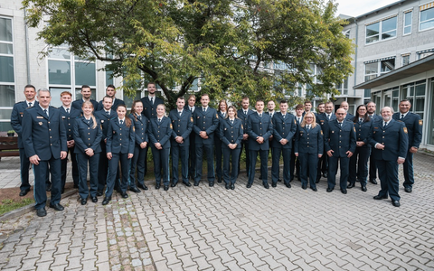 POL-MFR: (858) Das Polizeipräsidium Mittelfranken begrüßt seine neuen Beamtinnen und Beamten - Foto: presseportal.de
