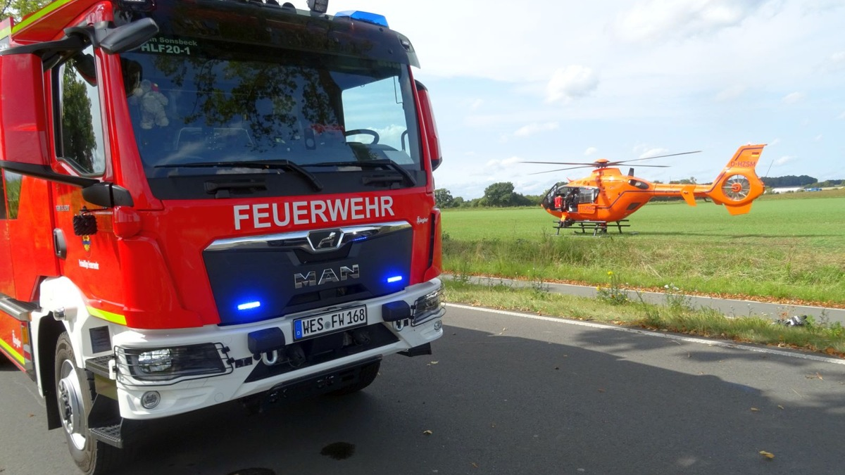 FW Sonsbeck: Gemeldeter PKW-Brand nach Verkehrsunfall - Foto: presseportal.de
