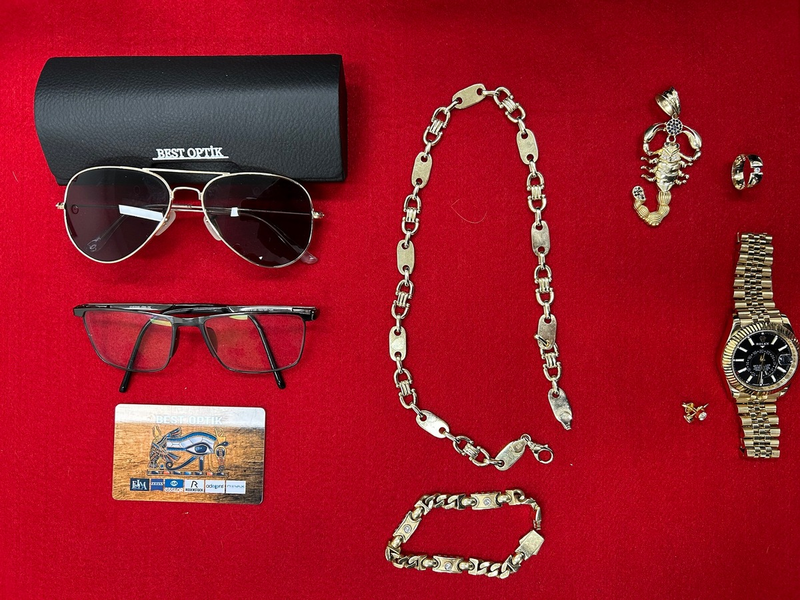 HZA-MS: Goldschmuggel kommt FMO-Reisenden teuer zu stehen / Zoll verhindert Schmuggel von Waren im Wert von mindestens 19.000 Euro - Foto: presseportal.de