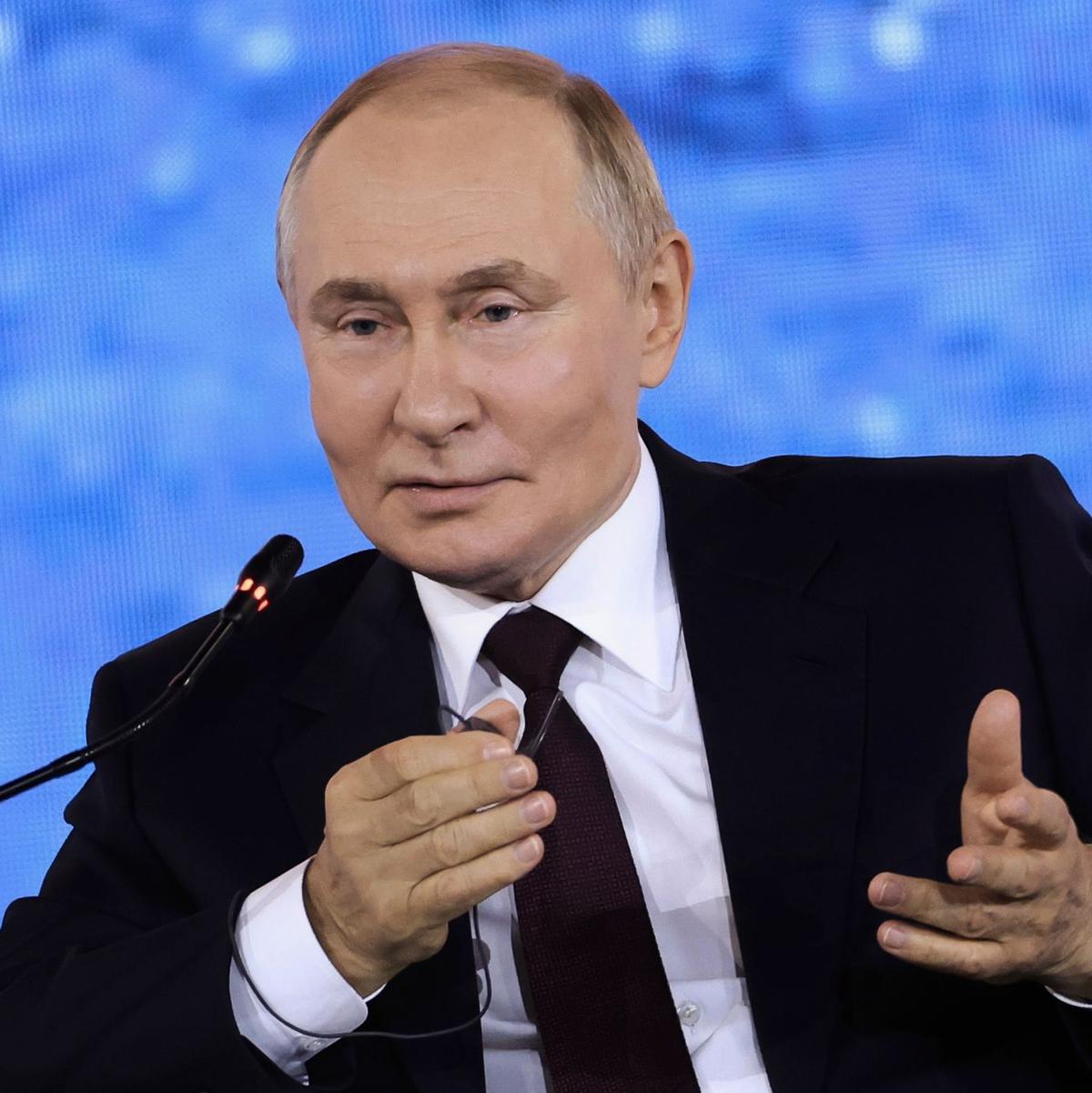 Kremlchef Wladimir Putin lehnt Truppen aus Nato-Staaten in der Ukraine kategorisch ab. - Foto: Stepan Pugachev/Roscongress Foundation/AP/dpa