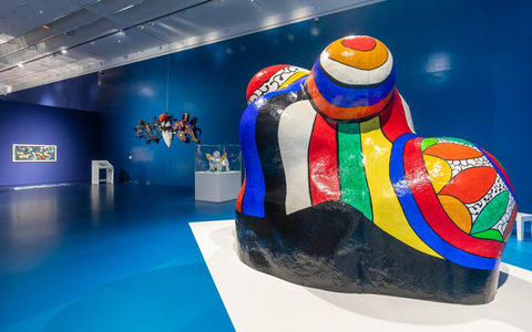 Leuchtturm-Event in Hannover: Die Ausstellung Love You For Infinity im Sprengel Museum zeigt Werke von Niki de Saint Phalle, Yayoi Kusama und Takashi Murakami! - Foto: presseportal.de