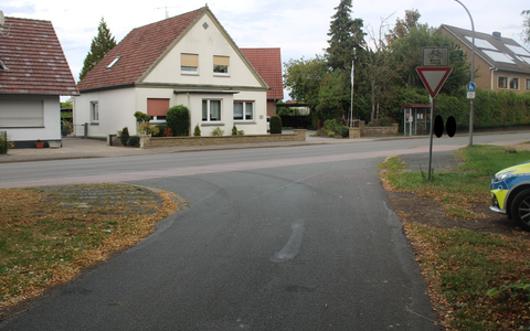 POL-MI: Schulwegunfall in Rahden - Polizei bittet Autofahrerin um Kontaktaufnahme - Foto: presseportal.de