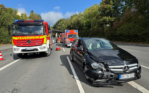 FW-EN: Verkehrsunfall in der Spaeter Kurve - Drei Verletzte - Foto: presseportal.de