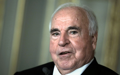 In Berlin soll eine Straße nach Altbundeskanzler Helmut Kohl benannt werden. (Archivfoto)  - Foto: Fredrik von Erichsen/dpa