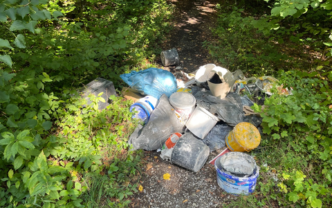 LPI-NDH: Ablagerung im Wald - Foto: presseportal.de