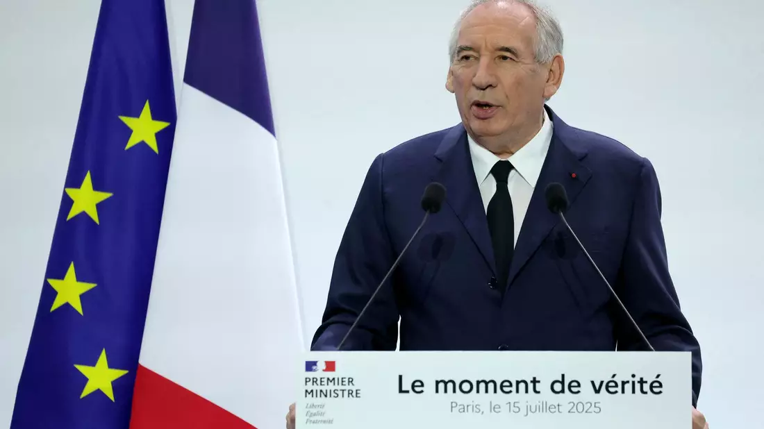 Anfang der Woche wird der Sturz von Premier Bayrou und seiner Regierung erwartet. (Archivbild) - Bild: Thomas Samson/AFP/dpa
