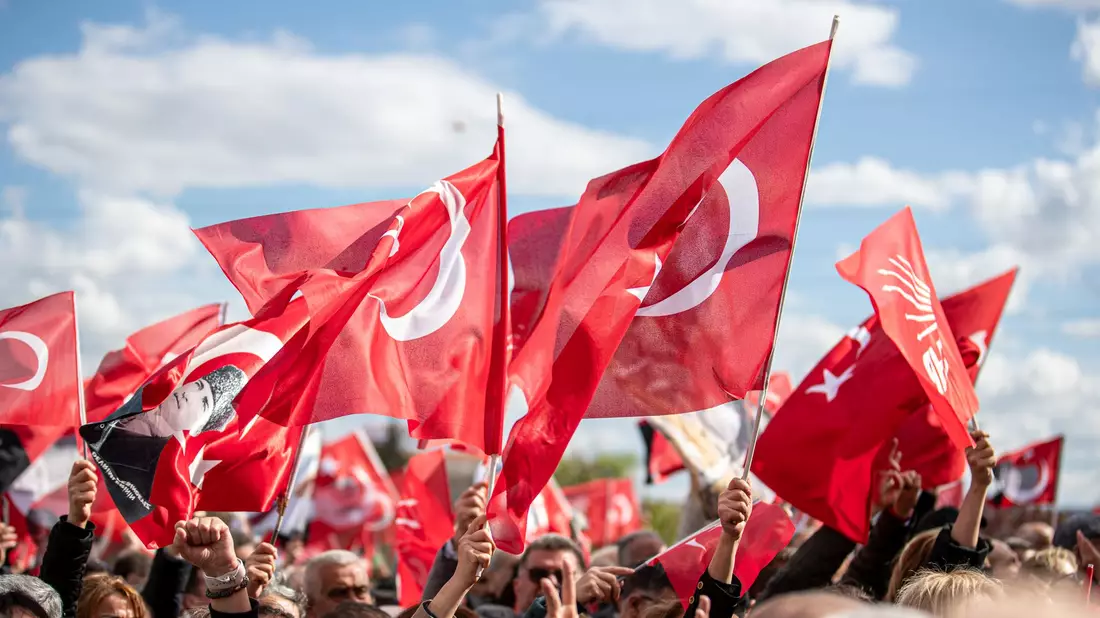 Die größte Oppositionspartei in der Türkei steht seit Monaten unter Druck - Bild: Tunahan Turhan/SOPA Images via ZUMA Press Wire/dpa