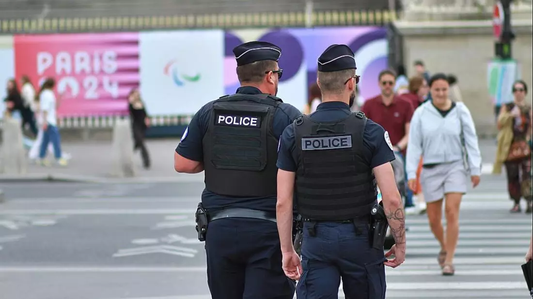 Polizisten in Paris (Archiv) - Bild: über dts Nachrichtenagentur
