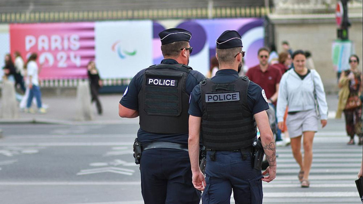 Polizisten in Paris (Archiv) - Foto: über dts Nachrichtenagentur