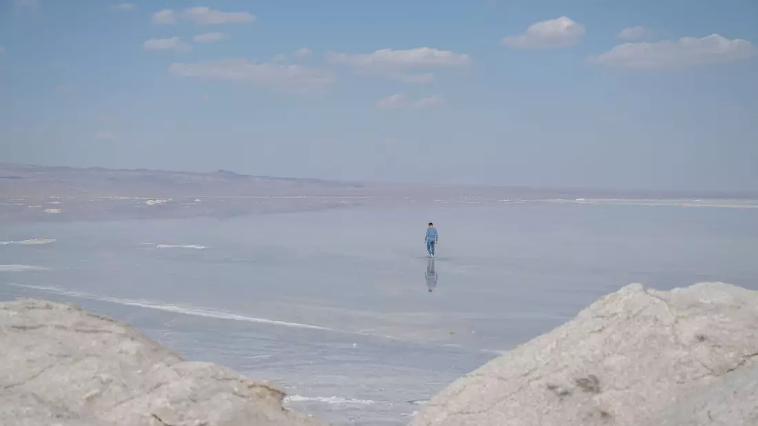 Auch im Iran bahnt sich seit Jahren eine schwere Wasserkrise an. - Bild: Arne Immanuel Bänsch/dpa