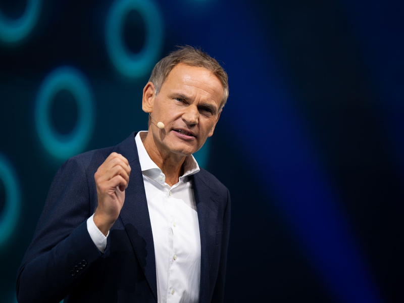 VW-Konzernchef Oliver Blume hat große Pläne mit den neuen Elektro-Kleinwagen. - Foto: Sven Hoppe/dpa