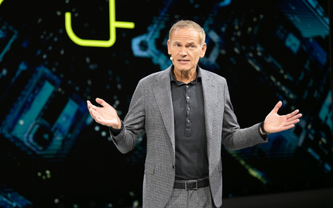 VW- und Porsche-Chef Blume zeigt sich auf der IAA verhalten optimistisch. - Foto: Malin Wunderlich/dpa