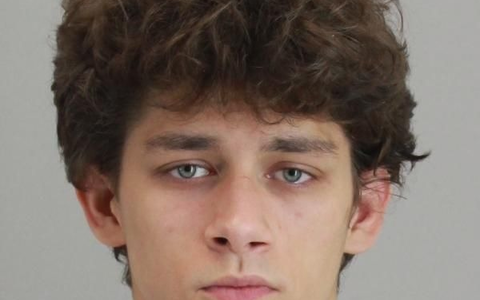 Mittelhessen: MARBURG-BIEDENKOPF: 13-jähriger Artem S. aus Marburg-Cappel vermisst - Foto: presseportal.de