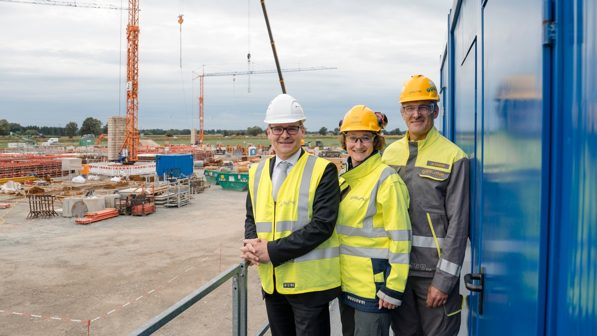 Gasunie setzt mit Ausbau von Achim zum internationalen Energiedrehkreuz Meilenstein für Energiewende und Versorgungssicherheit - Foto: presseportal.de