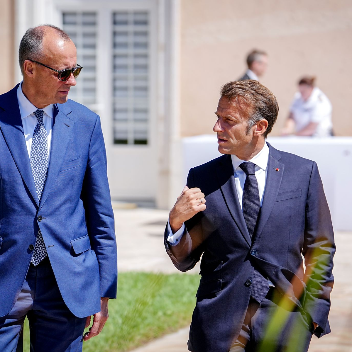 Tauschten sich zuletzt eng zum Thema aus: Bundeskanzler Friedrich Merz und Frankreichs Präsident Emmanuel Macron. - Foto: Kay Nietfeld/dpa