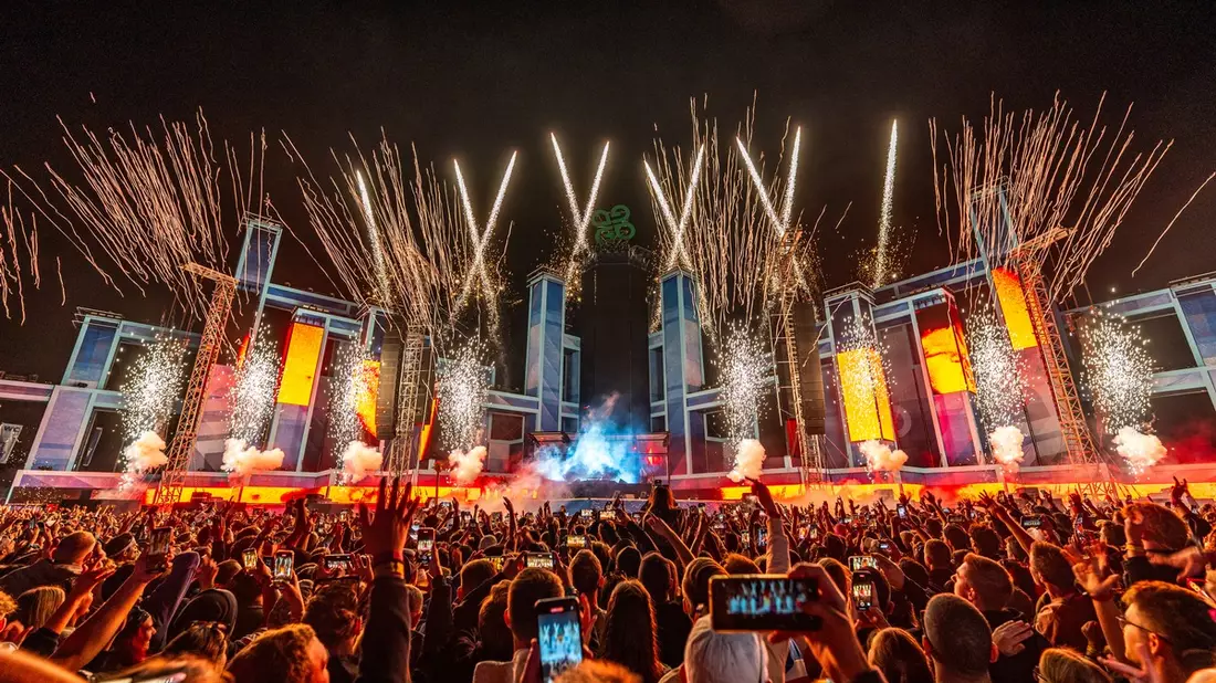 Lidl auf dem GLÜCKSGEFÜHLE Festival 2025: Das Sommer-Highlight am Hockenheimring / Als offizieller Partner sorgt Lidl für frische Festival-Vibes und einen einzigartigen Rundum-Service - Bild: presseportal.de