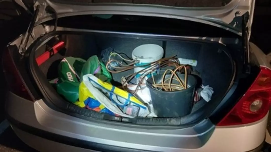 BPOL-FL: Kabel und Katalysator sichergestellt - Bild: presseportal.de