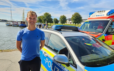 POL-IZ: 250909.2 Büsum: Ersthelfer springt ins Hafenbecken und rettet 73-Jährigen - Foto: presseportal.de