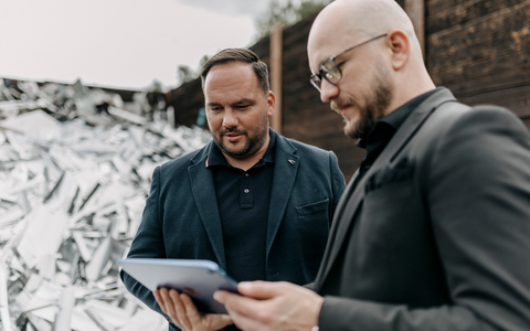Initiative Neue Qualität der Arbeit: Robert Eckhold von der HM digiRECRUIT GmbH erklärt, wie kleine und mittelständische Unternehmen vom INQA-Programm profitieren - Foto: presseportal.de